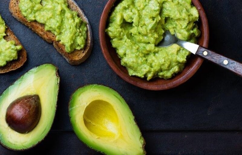 Bơ chứa nhiều kali hỗ trợ cho tim mạch. (Ảnh: Sưu tầm Internet) 