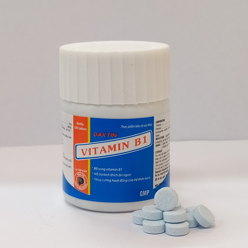 Cách ủ tóc bằng vitamin B1 cực dễ. (Ảnh: Sưu tầm Internet)