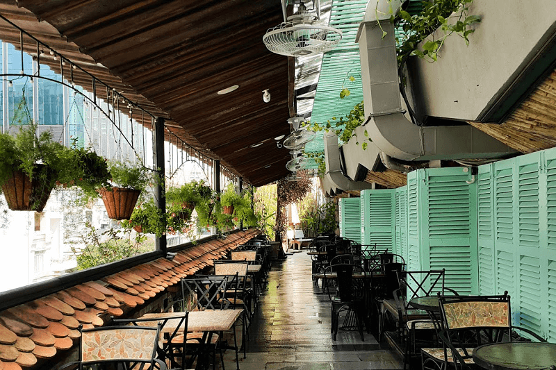 Cô Ba Sài Gòn Rooftop: Địa điểm ăn uống Sài Gòn. (Ảnh: Sưu tầm Internet)