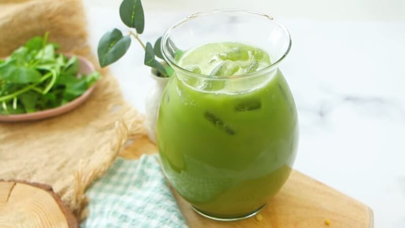 Thức uống sinh tố từ rau má giúp giải nóng ngày hè. (Ảnh: Sưu tầm Internet)