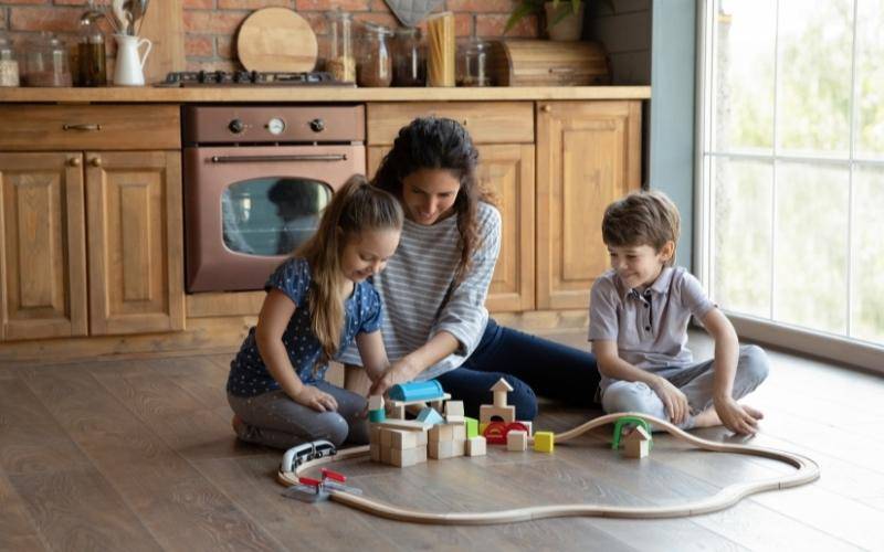 Gỗ là chất liệu an toàn mà nhiều phụ huynh tin tưởng. (Ảnh: Sưu tầm Internet) 