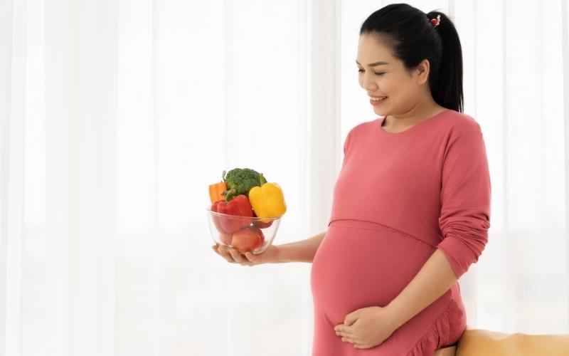 Tập thể dục hàng ngày đem lại nhiều lợi ích cho mẹ bầu. (Ảnh: Sưu tầm Internet)