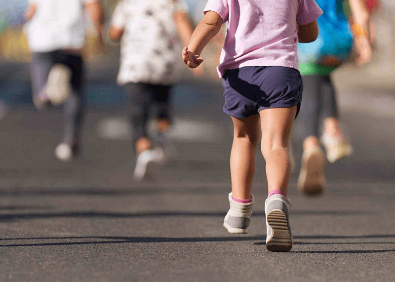 Lợi ích khi trẻ em chạy bộ thường xuyên. (Ảnh: Sưu tầm Internet)