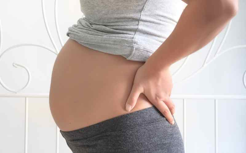 Bụng bà bầu tháng thứ 5 to hơn khá nhiều. (Ảnh: Sưu tầm Internet)
