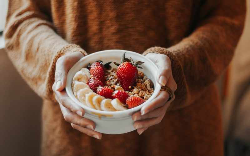 Phụ nữ mang thai 2 tuần đầu nên ăn gì? (Ảnh: Sưu tầm Internet)