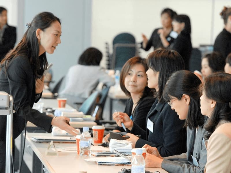 Người phụ nữ vì công việc. (Ảnh: Sưu tầm Internet)