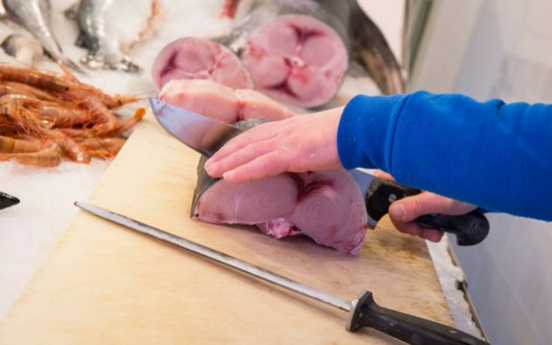 Cá dưới biển sâu có hàm lượng thủy ngân cao. (Ảnh: Sưu tầm Internet)