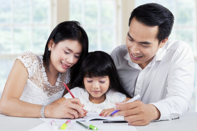 Bố mẹ không nên tạo áp lực cho các con (Nguồn ảnh: Sưu tầm internet)