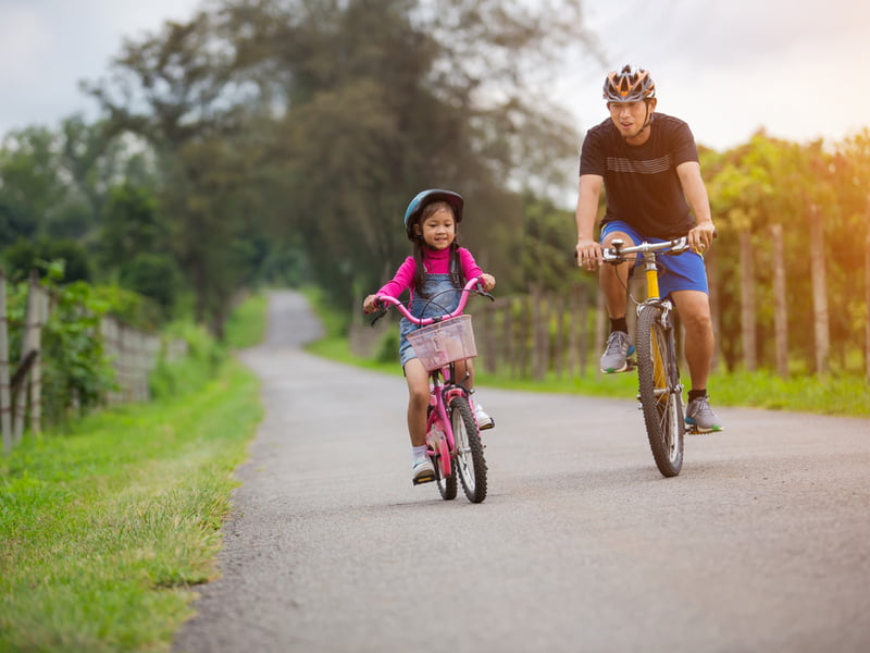 Tích cực vận động giúp hệ tiêu hóa hoạt động khỏe mạnh hơn. (Ảnh: Shutterstock.com)