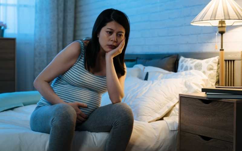 Bà bầu tháng cuối bị mất ngủ. (Ảnh: Sưu tầm Internet)