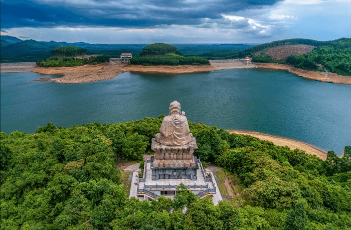 Thiền viện Trúc Lâm Bạch Mã. (Ảnh: Sưu tầm Internet)