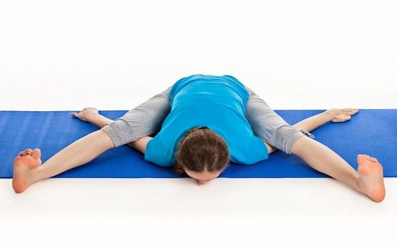 Tư thế yoga con rùa giúp săn chắc cơ bụng (Ảnh: Sưu tầm Internet)