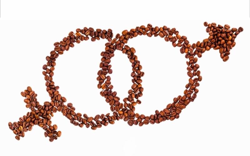 Mẹ bầu tháng thứ 8 không nên quan hệ tình dục nhiều. (Ảnh: Sưu tầm Internet)