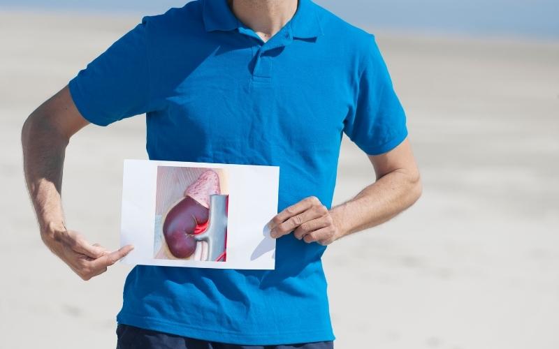 Chăm sóc sức khỏe bệnh nhân thận. (Ảnh: Sưu tầm Internet)