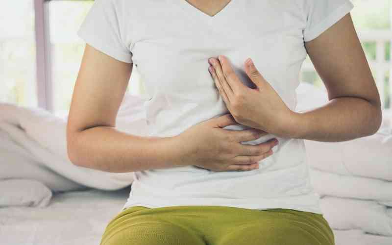 Ngực thay đổi là một trong 8 dấu hiệu có thai. (Ảnh: Sưu tầm Internet)