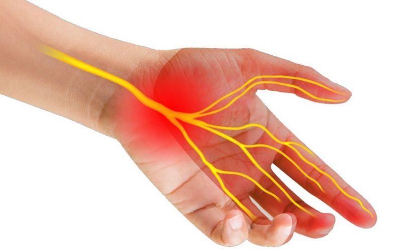 Các mạch máu bị chèn ép gây tê chân tay. (Ảnh: Sưu tầm Internet)