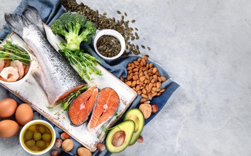 Nhu cầu sử dụng chất béo phụ thuộc vào nhiều yếu tố khác nhau. (Ảnh: Sưu tầm Internet)