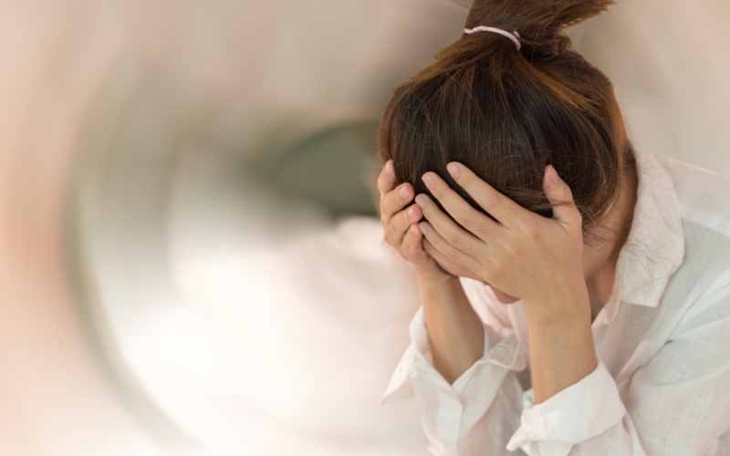 Triệu chứng chóng mặt có thể do sức khỏe mẹ bầu có vấn đề. (Ảnh: Sưu tầm Internet)