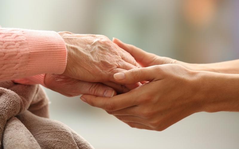 Cơ thể bắt đầu lão hoá. (Ảnh: Sưu tầm Internet)