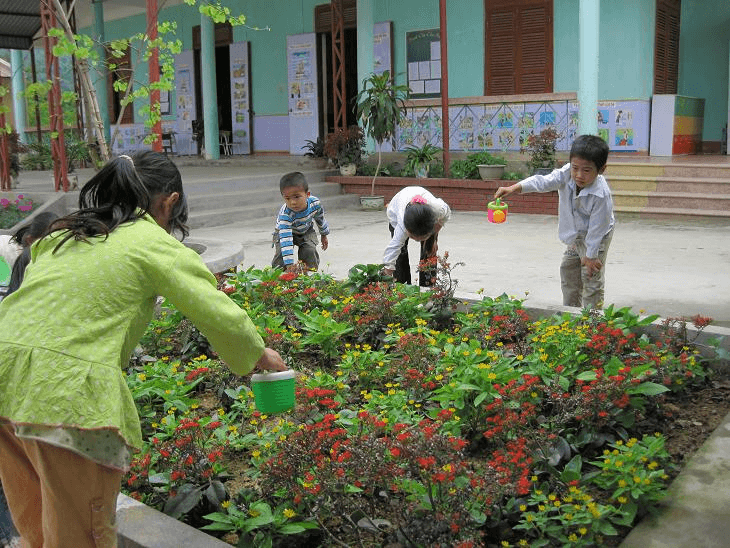 Nguyên tắc: Bảo vệ môi trường và giữ vệ sinh chung. (Ảnh: Sưu tầm Internet)
