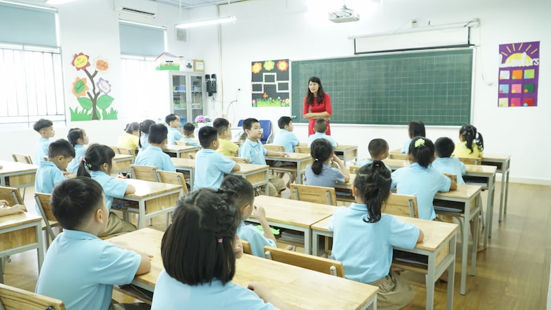 Thủ tục nhập học lớp 1 trái tuyến năm học 2025 - 2026. (Ảnh: Sưu tầm Internet)