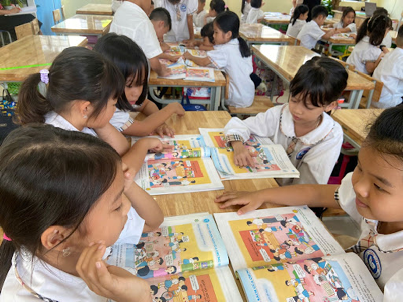 Kỹ năng làm việc nhóm rất quan trọng cho học sinh tiểu học. (Ảnh: Sưu tầm Internet)