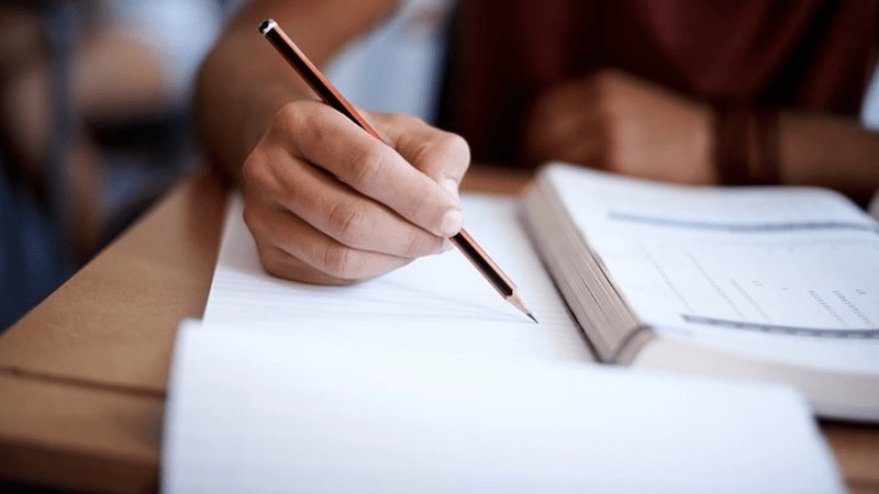 Tập Take note nhanh khi nghe. (Ảnh: Internet)