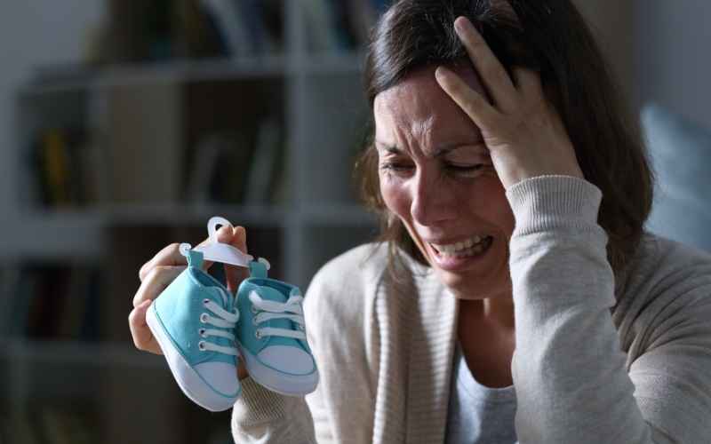 Phụ nữ mang thai 10 tuần bị ra máu có nguy cơ sảy thai. (Ảnh: Sưu tầm Internet)