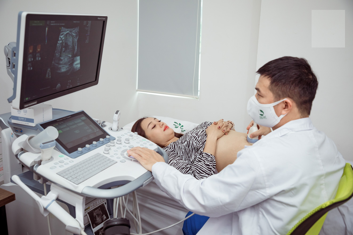 Tại sao mẹ bầu 40 tuần chưa có dấu hiệu chuyển dạ? (Ảnh: Sưu tầm Internet)