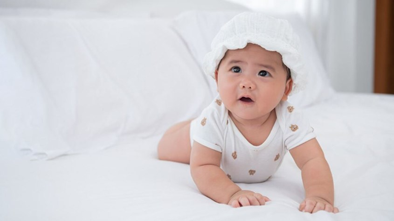 Tâm lý trẻ sơ sinh tuần thứ 7. (Ảnh: Sưu tầm Internet)