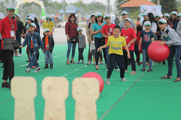 Lợi ích của team building cho trẻ em. (Ảnh: Sưu tầm Internet)