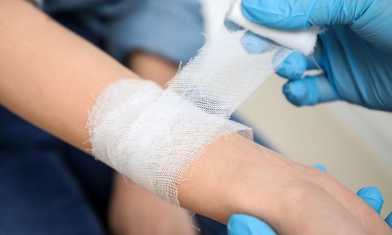 Trẻ bị bỏng có tắm được không. (Ảnh: Nguồn Internet)