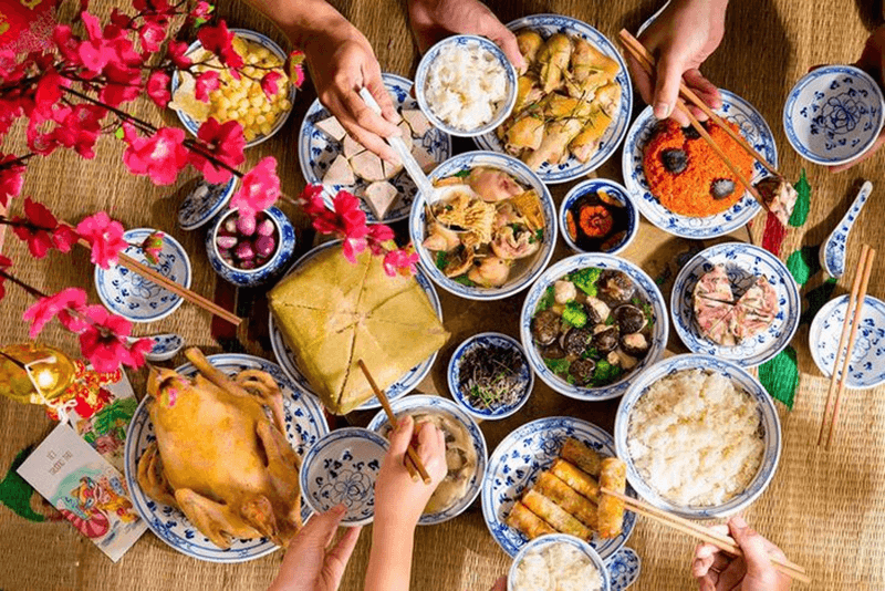 Cân bằng dinh dưỡng cho bữa cơm Tết gia đình. (Ảnh: Sưu tầm Internet)