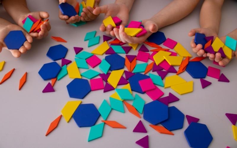 Phát triển trí não từ trò chơi vừa đơn giản vừa thông minh. (Ảnh: Sưu tầm Internet) 