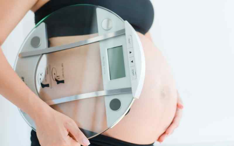 Bà bầu tháng thứ 7 tăng từ 5-6 kg. (Ảnh: Sưu tầm Internet)