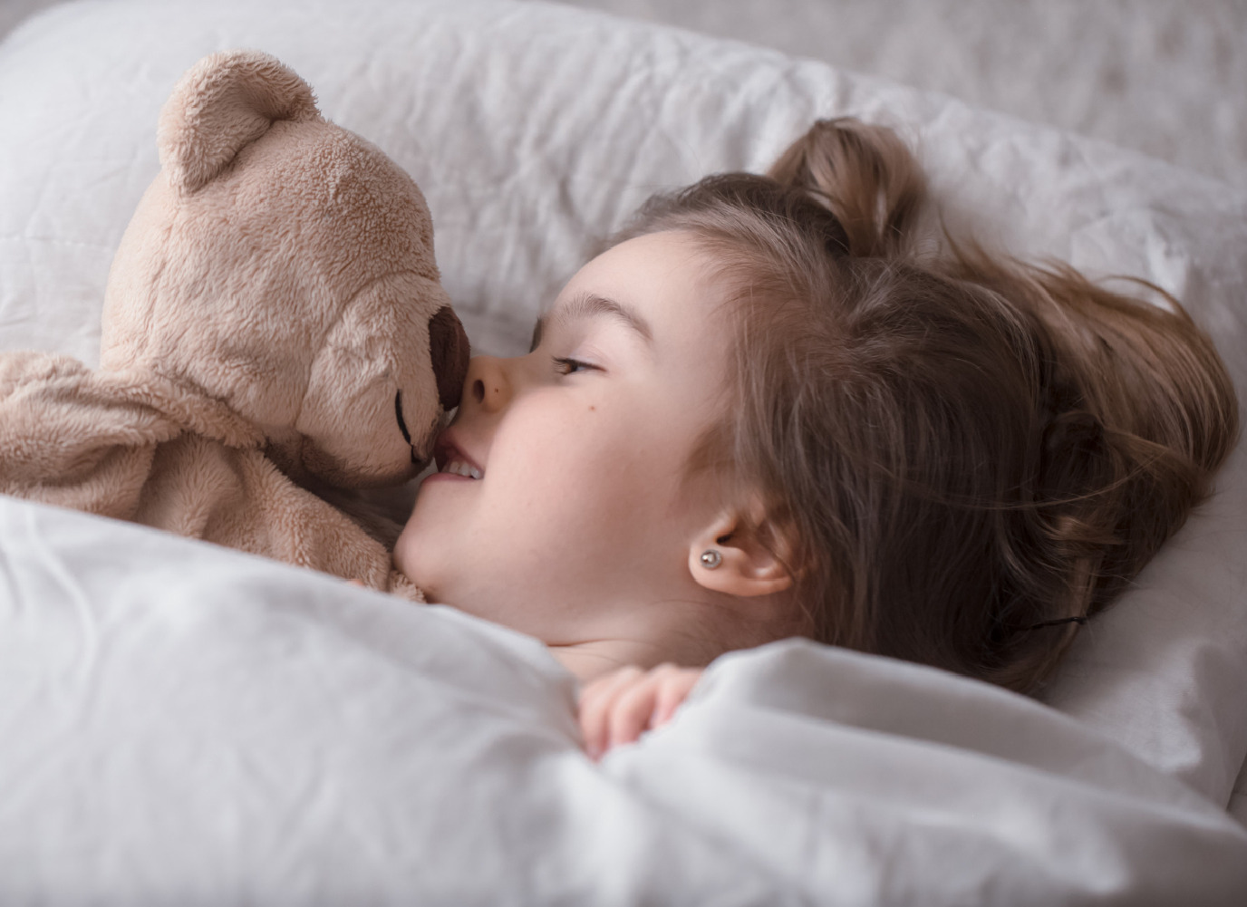 Mẹo giúp bé ngủ trưa đúng giấc. (Ảnh: Sưu tầm Internet)