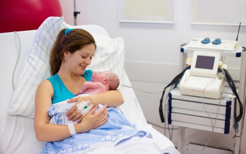 Bệnh lao phổi không nên sinh con. (Ảnh: Sưu tầm Internet)