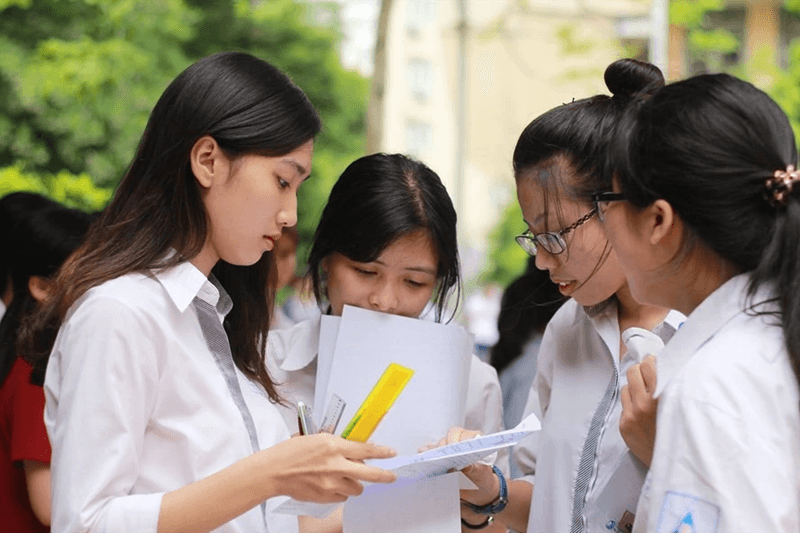 Ôn thi các chuyên đề khác ít xuất hiện hơn trong kỳ thi THPTQG. (Ảnh: Sưu tầm Internet)