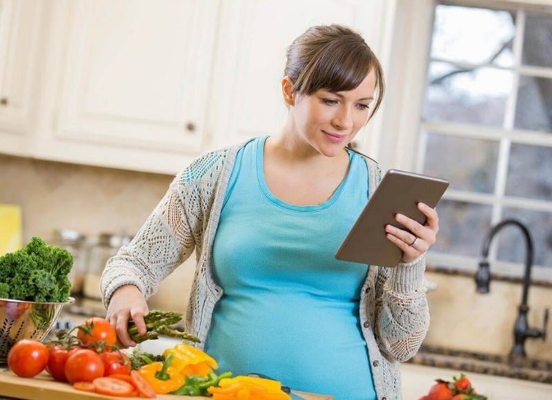 Cần lưu ý người bị tiểu đường thai kỳ nên ăn gì và kiêng gì để quá trình điều trị bệnh đạt hiệu quả nhất. (Ảnh: Sưu tầm Internet)