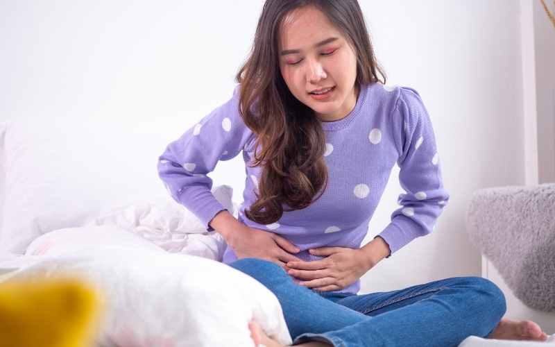 Mẹ bị chuột rút khi mang thai tuần đầu có thể là dấu hiệu nguy hiểm. (Ảnh: Sưu tầm Internet)