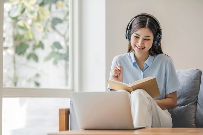 Gợi ý các loại tư liệu học tiếng Anh đa dạng và hiệu quả. (Ảnh: Sưu tầm Internet)