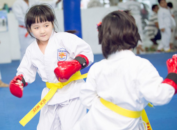 Học võ để có một sức khỏe tốt cho bé. (Ảnh: Sưu tầm Internet)