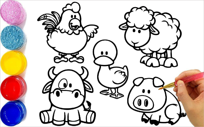 Tô màu lên những bức tranh rèn luyện tay bé trở nên khéo léo hơn. (Ảnh: Sưu tầm Internet)