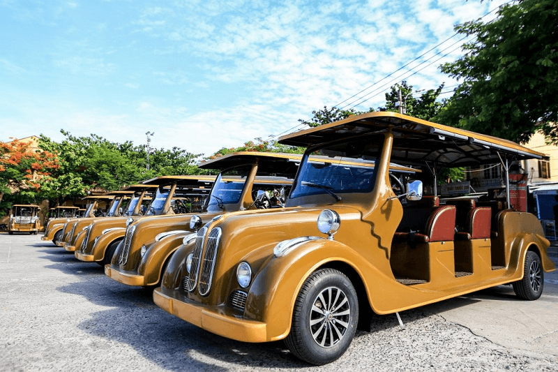 Xe buýt đến Hội An. (Ảnh: Sưu tầm Internet)