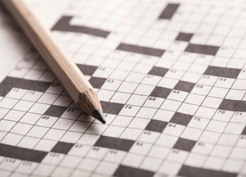 Hướng dẫn chi tiết về cách tạo trò chơi giải ô chữ tiếng Việt trên giấy cho các bạn nhỏ. (Ảnh: Sưu tầm internet)