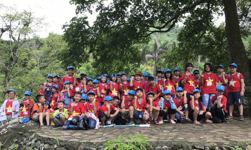 Bé tự tin giao tiếp với Học viện giao tiếp Master Kid. (Ảnh: Sưu tầm Internet)                