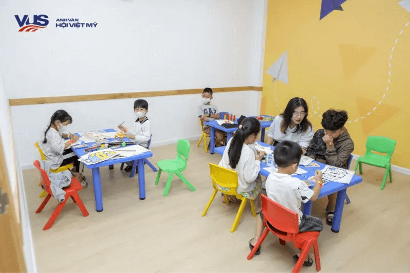 Khóa học tiếng Anh cho trẻ 6 tuổi Smartkids tại VUS. (Ảnh: Sưu tầm Internet)