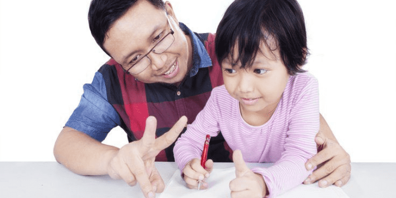 Ghi nhớ thông tin liên lạc của gia đình và nhà trường (Nguồn: Sưu tầm internet)