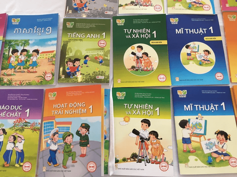 Ưu và nhược điểm của bộ sách. (Ảnh: Sưu tầm Internet)