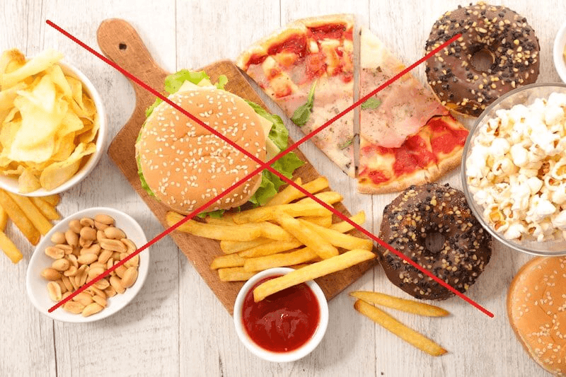 Những thực phẩm cần kiêng trong 3 tháng cuối thai kỳ. (Ảnh: Sưu tầm Internet)